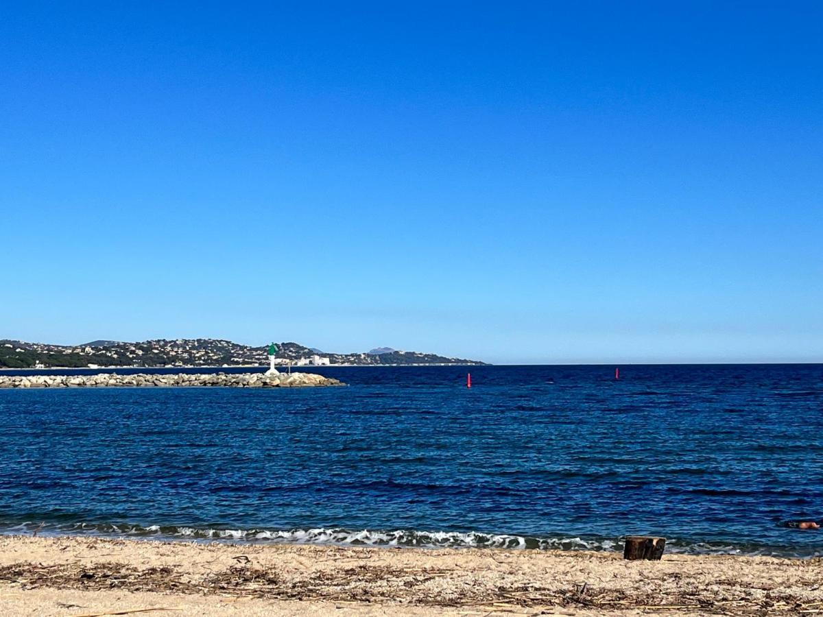 Port Grimaud Golfe St Tropez Bel Appartement ภายนอก รูปภาพ